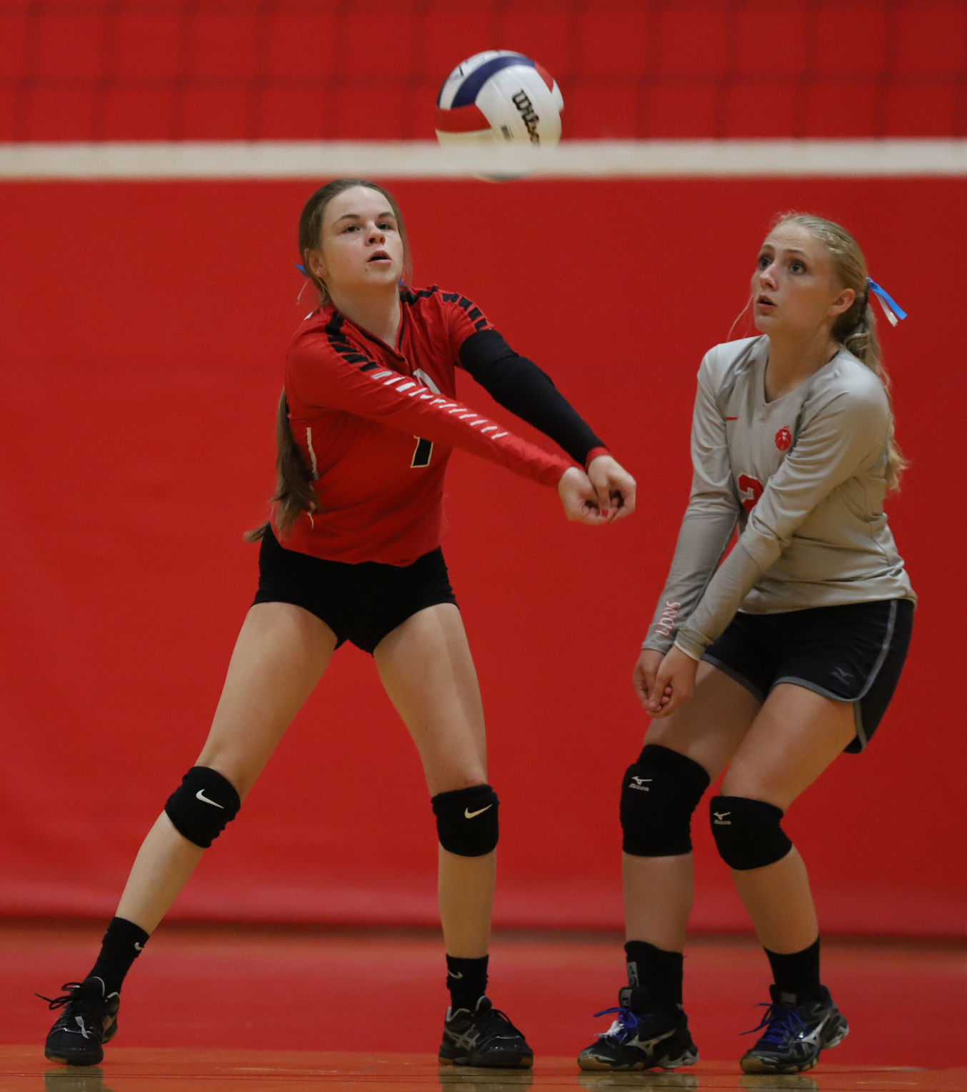 Eisenhower vs LSA volleyball 2 8.27.18.jpg